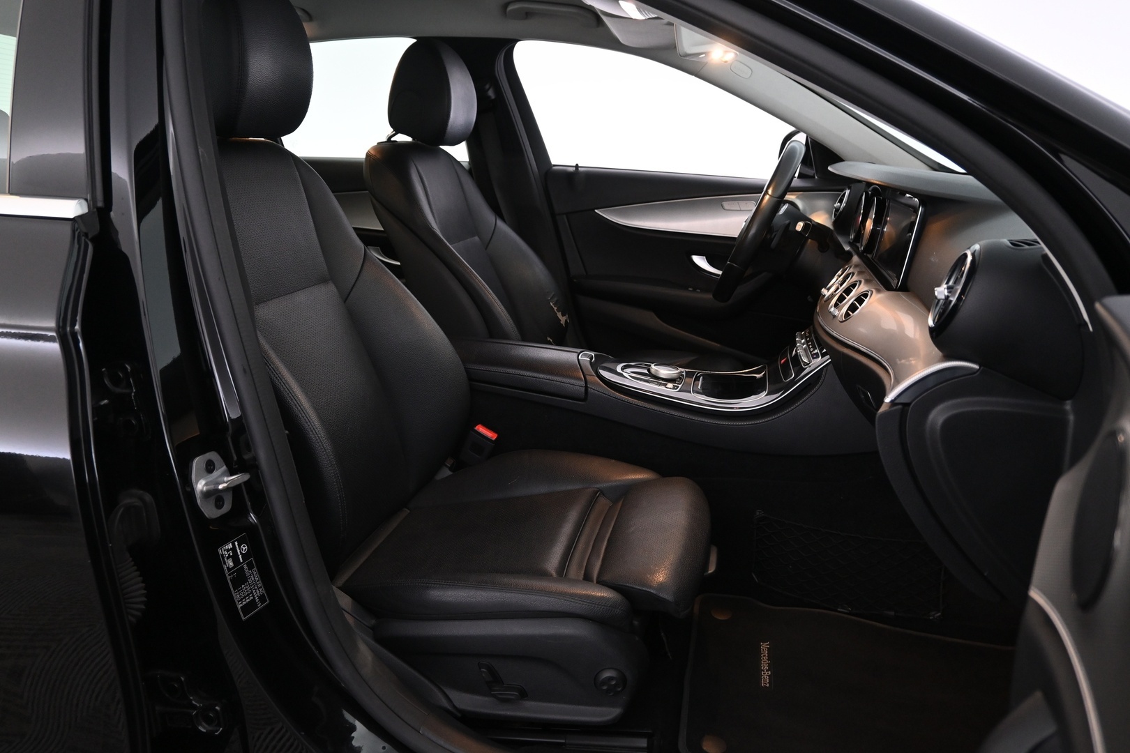 MERCEDES-BENZ E 2018