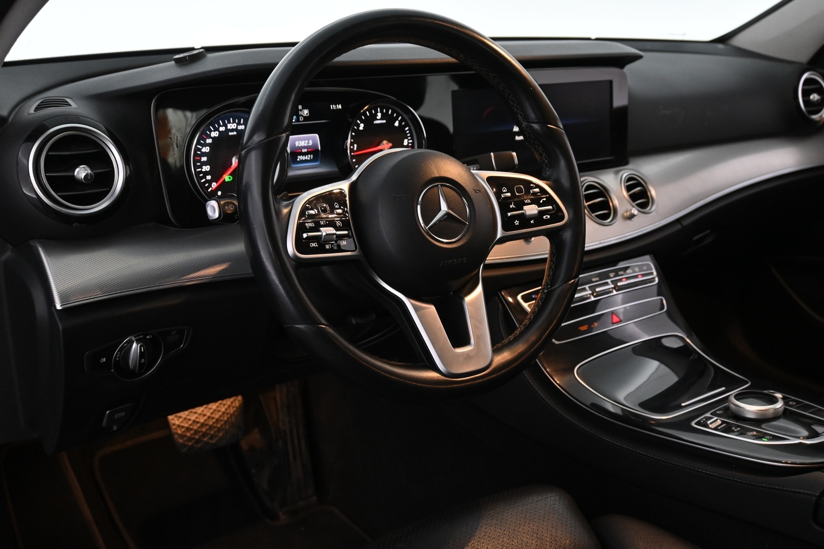 MERCEDES-BENZ E 2018