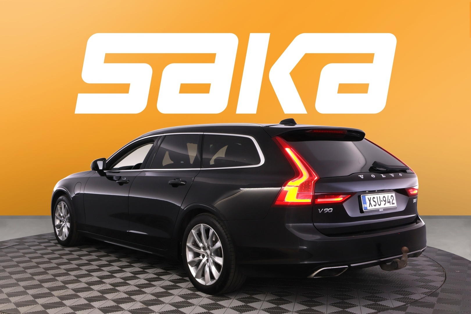 VOLVO V90 2020