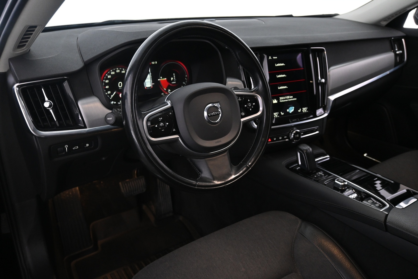 VOLVO V90 2020