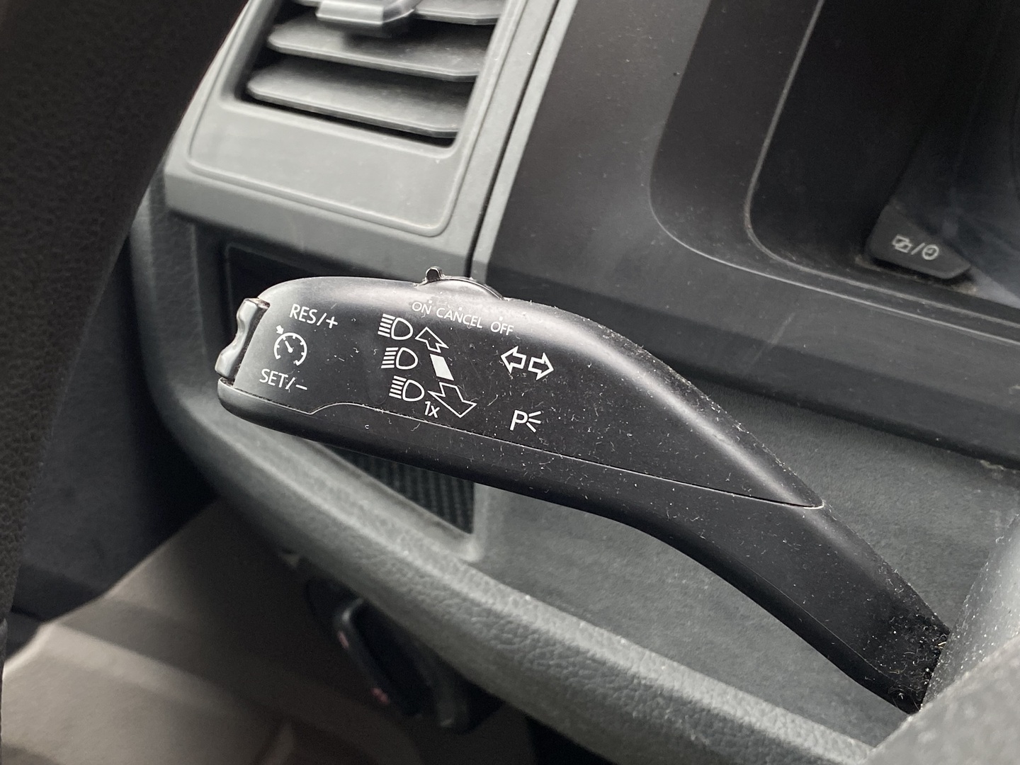 VOLKSWAGEN Transporter 2019