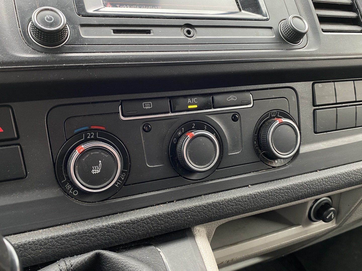 VOLKSWAGEN Transporter 2019