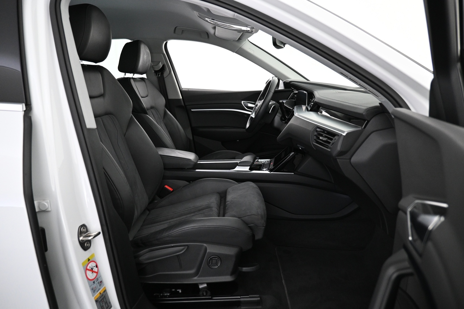 AUDI e-tron 2022