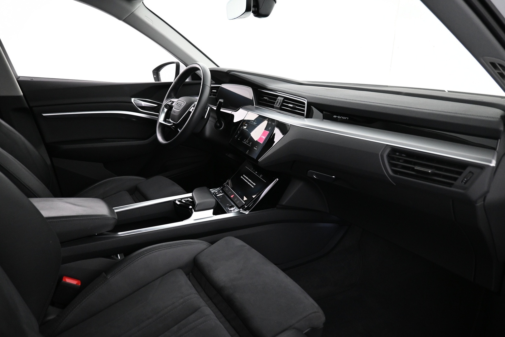 AUDI e-tron 2022