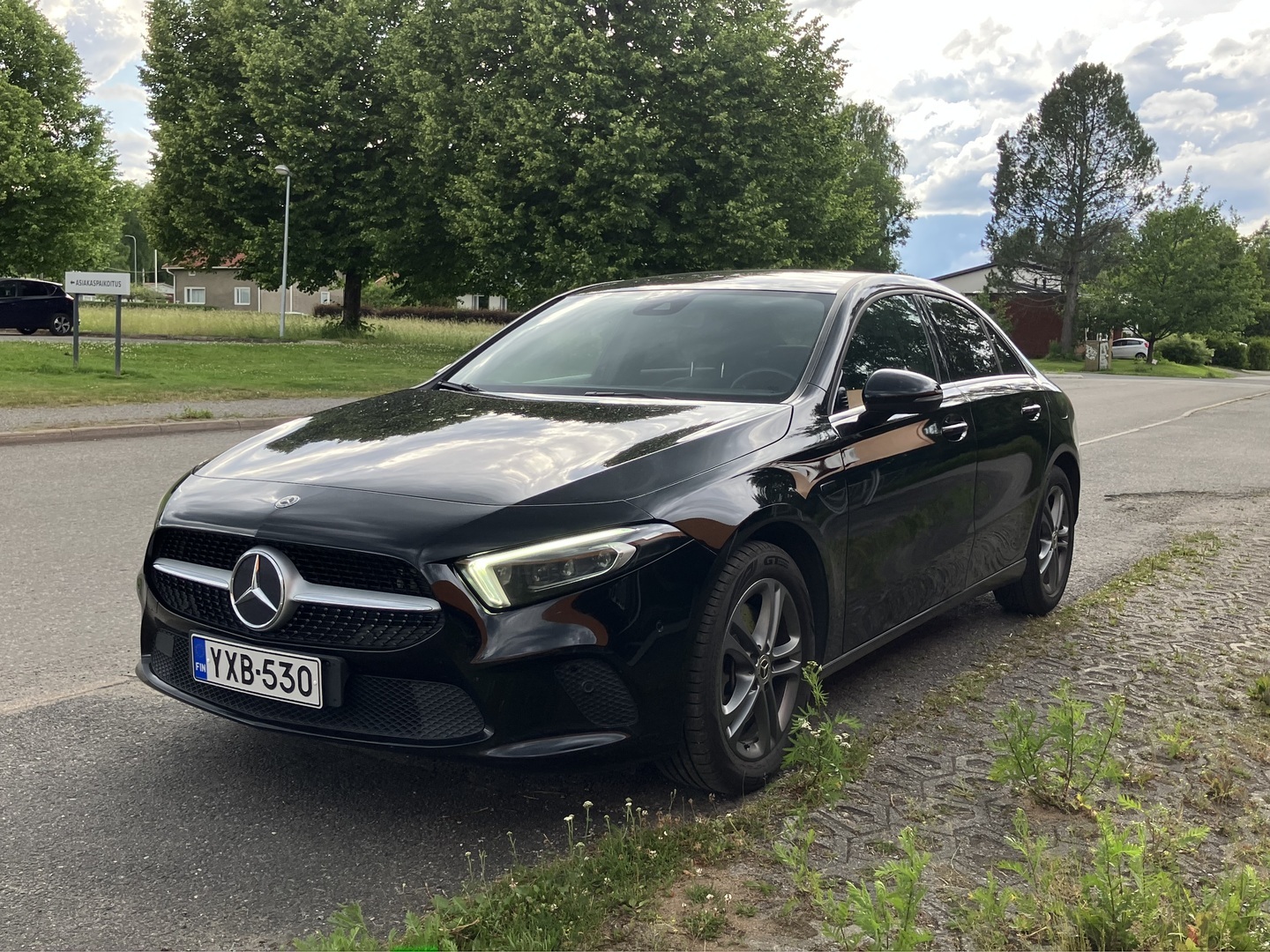 MERCEDES-BENZ A 2020