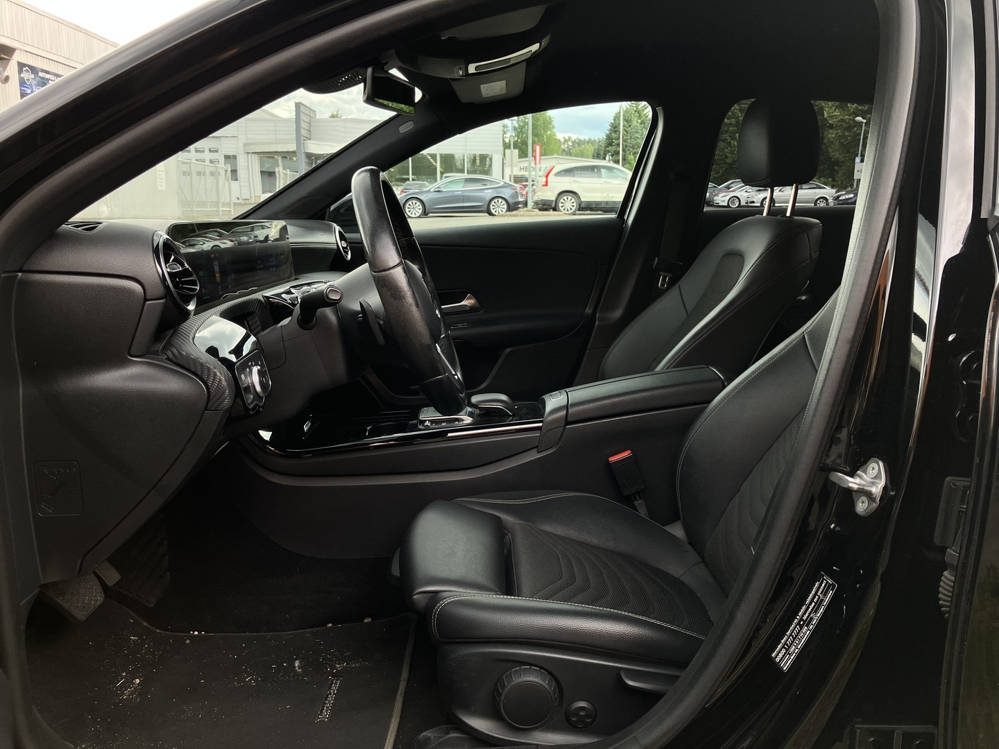 MERCEDES-BENZ A 2020