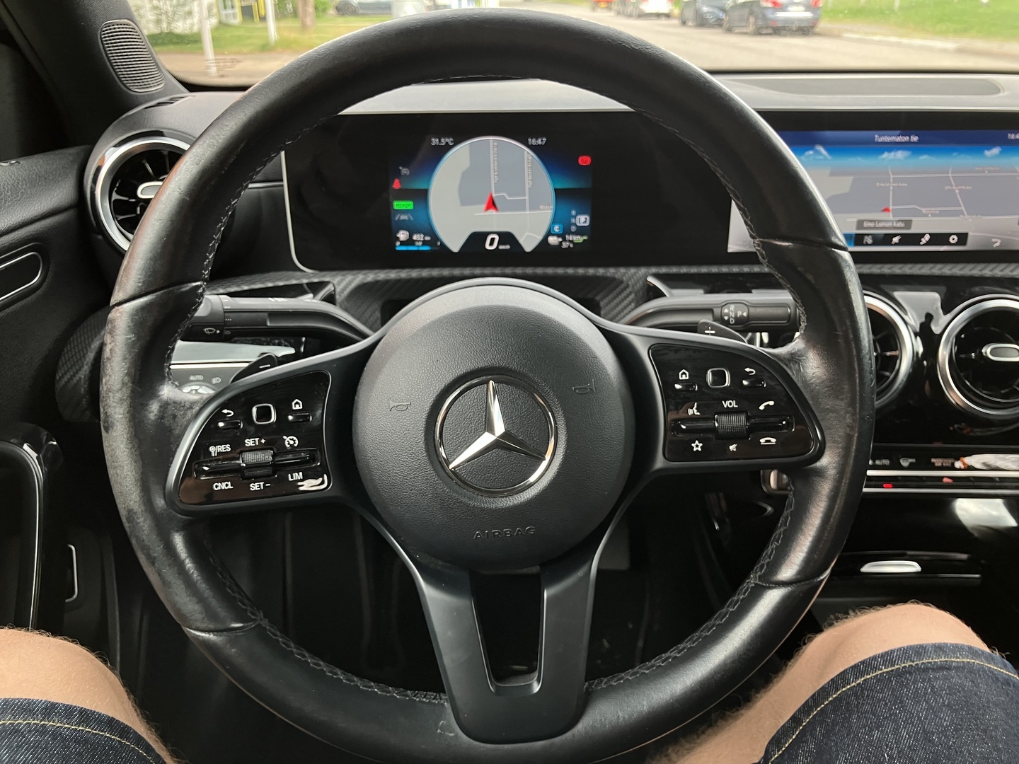 MERCEDES-BENZ A 2020
