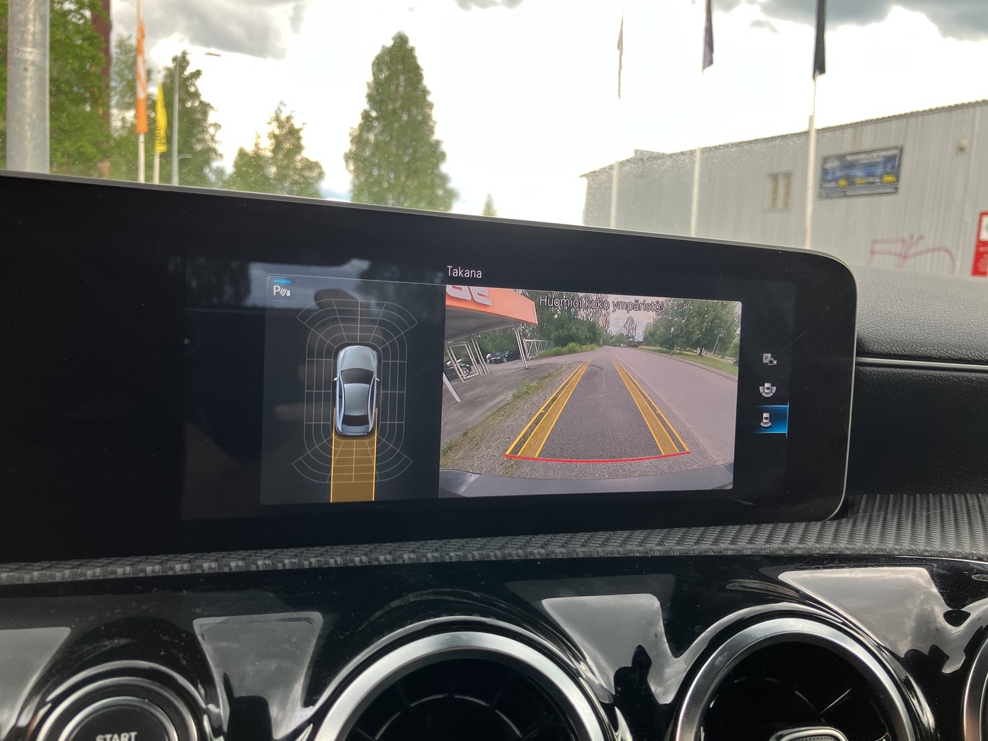 MERCEDES-BENZ A 2020