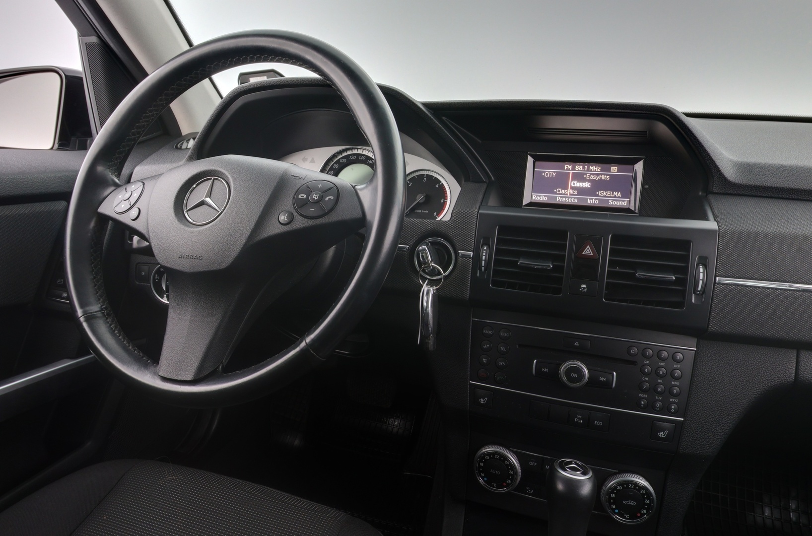 MERCEDES-BENZ GLK 2012