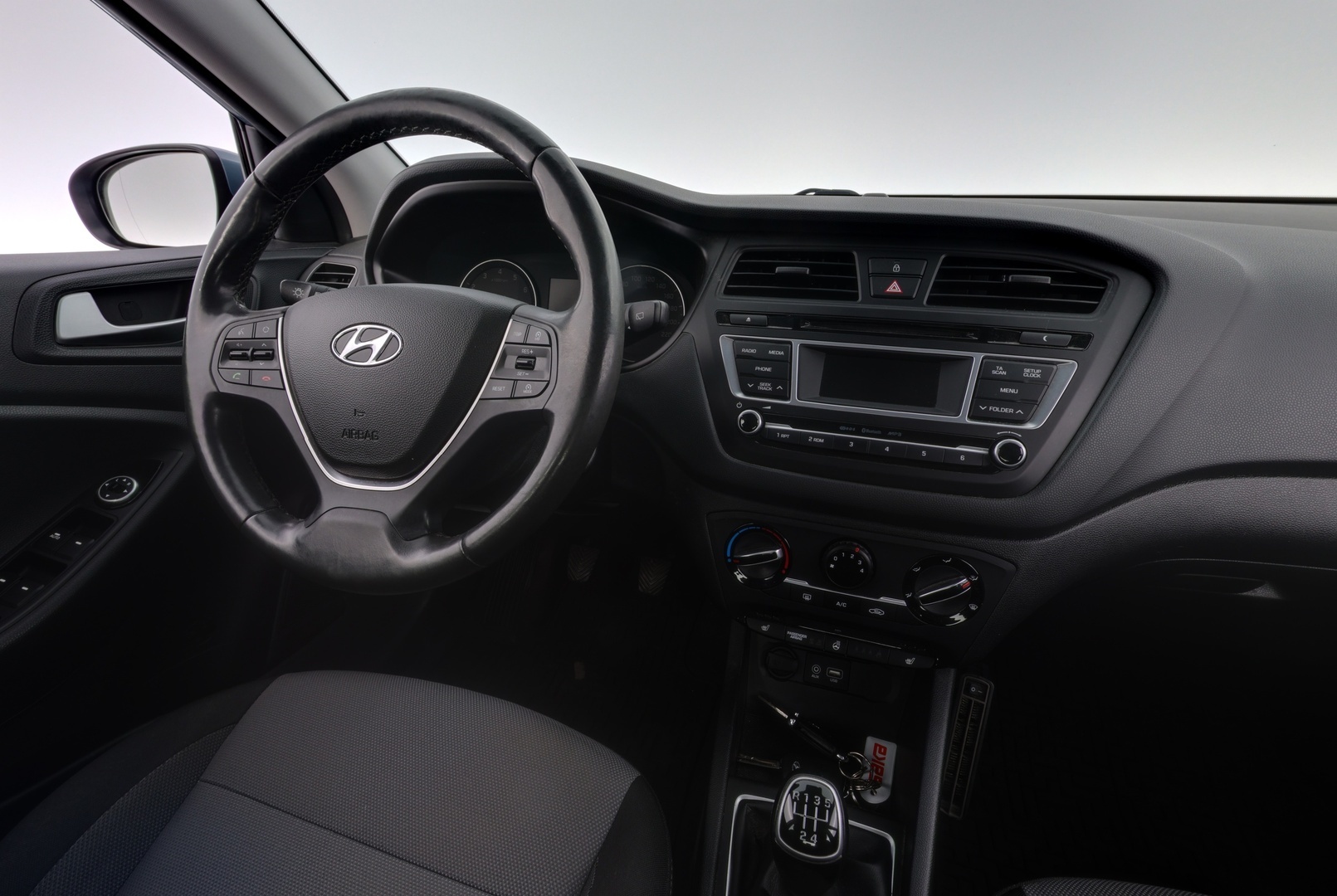 HYUNDAI I20 2017