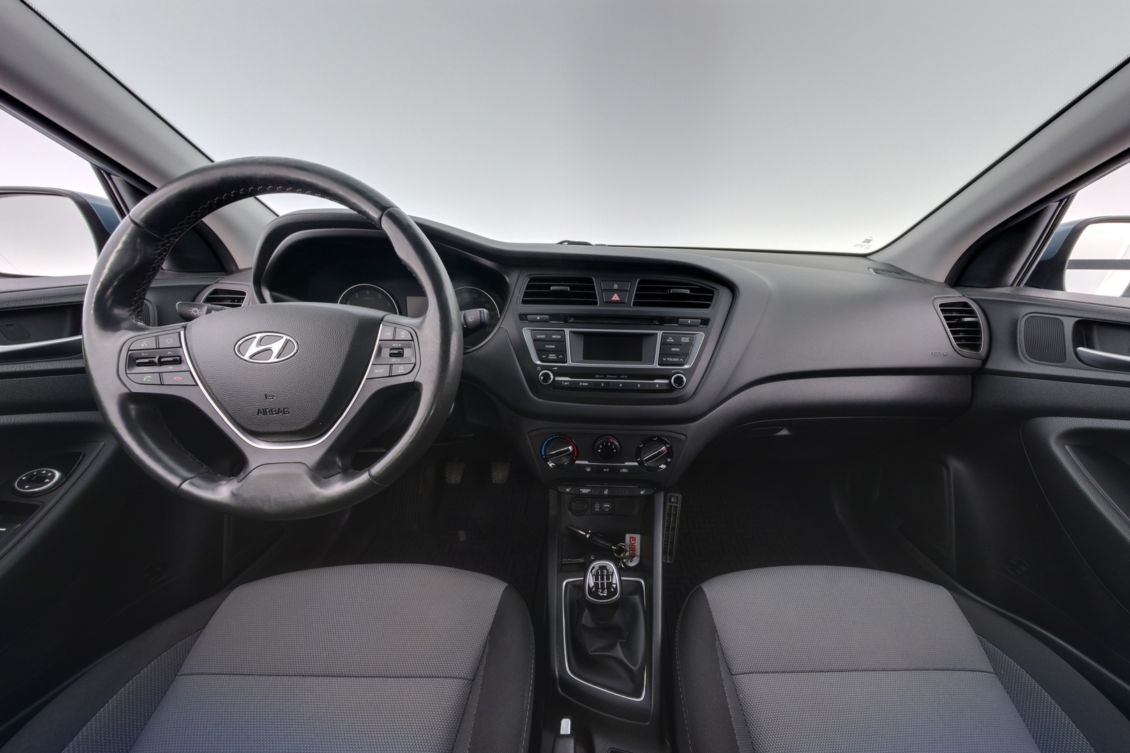 HYUNDAI I20 2017
