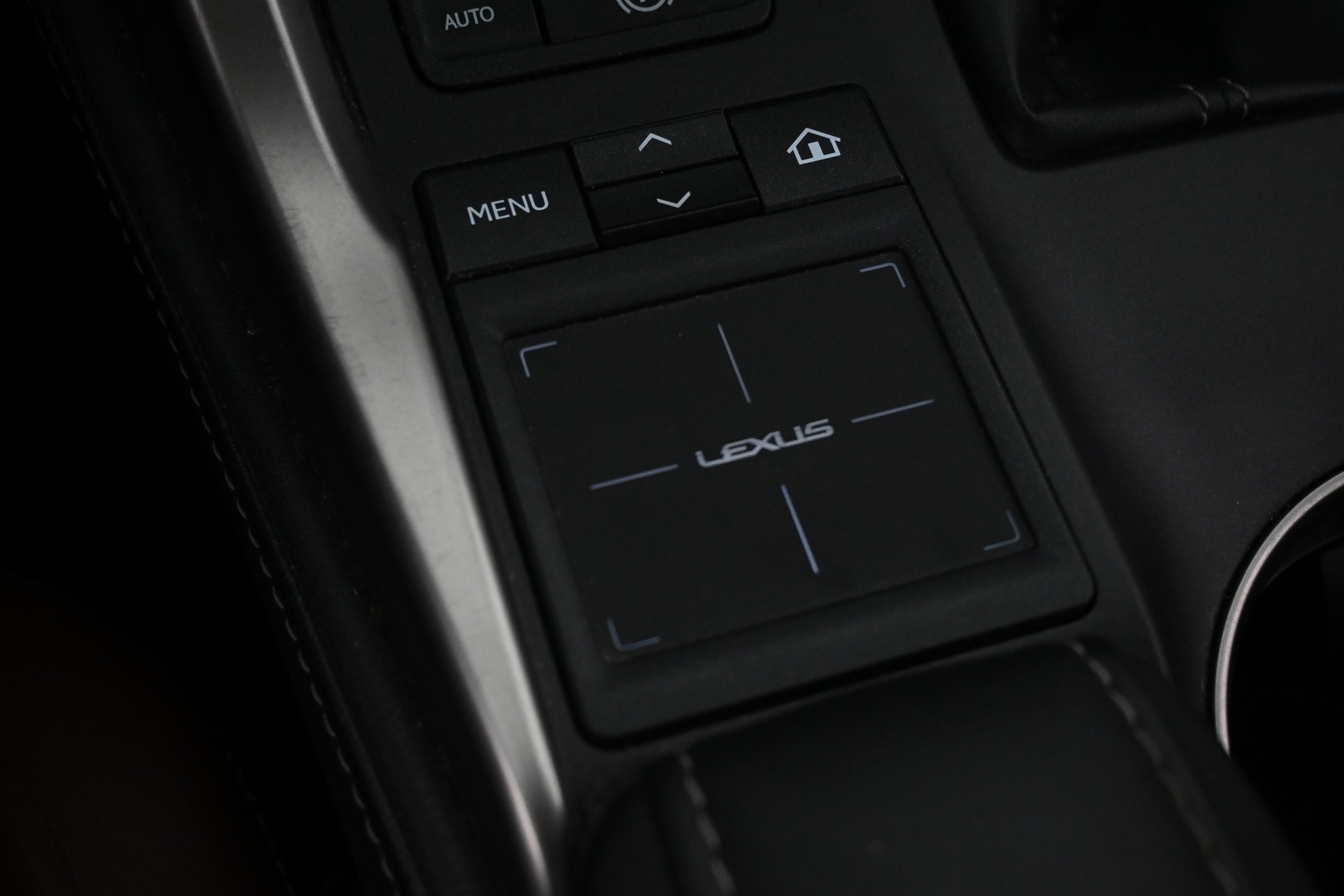 LEXUS NX 2015