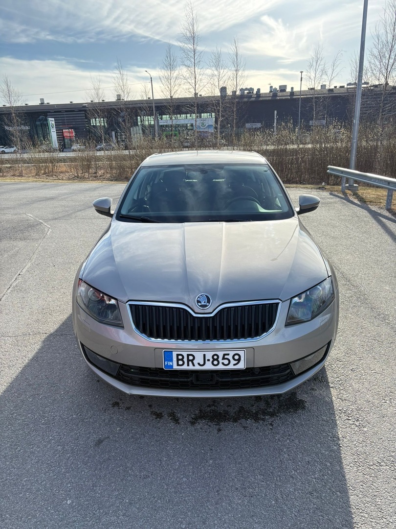 SKODA Octavia 2014