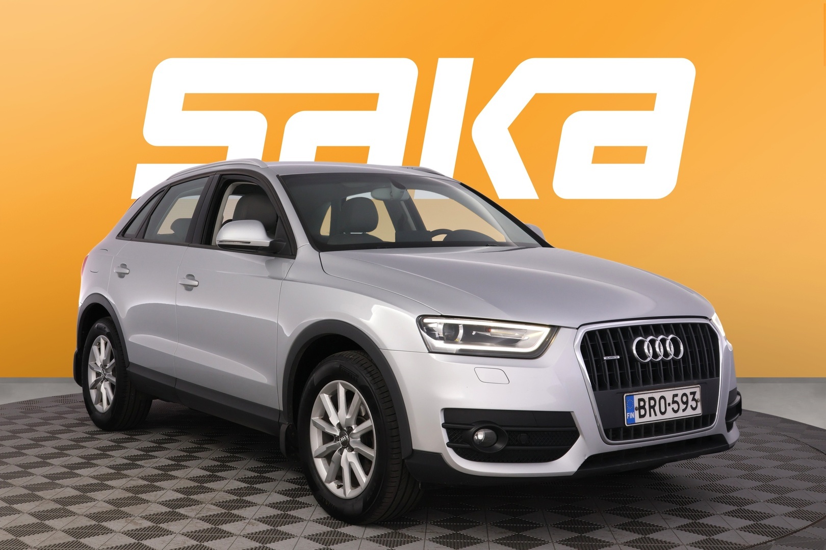 AUDI Q3 2014