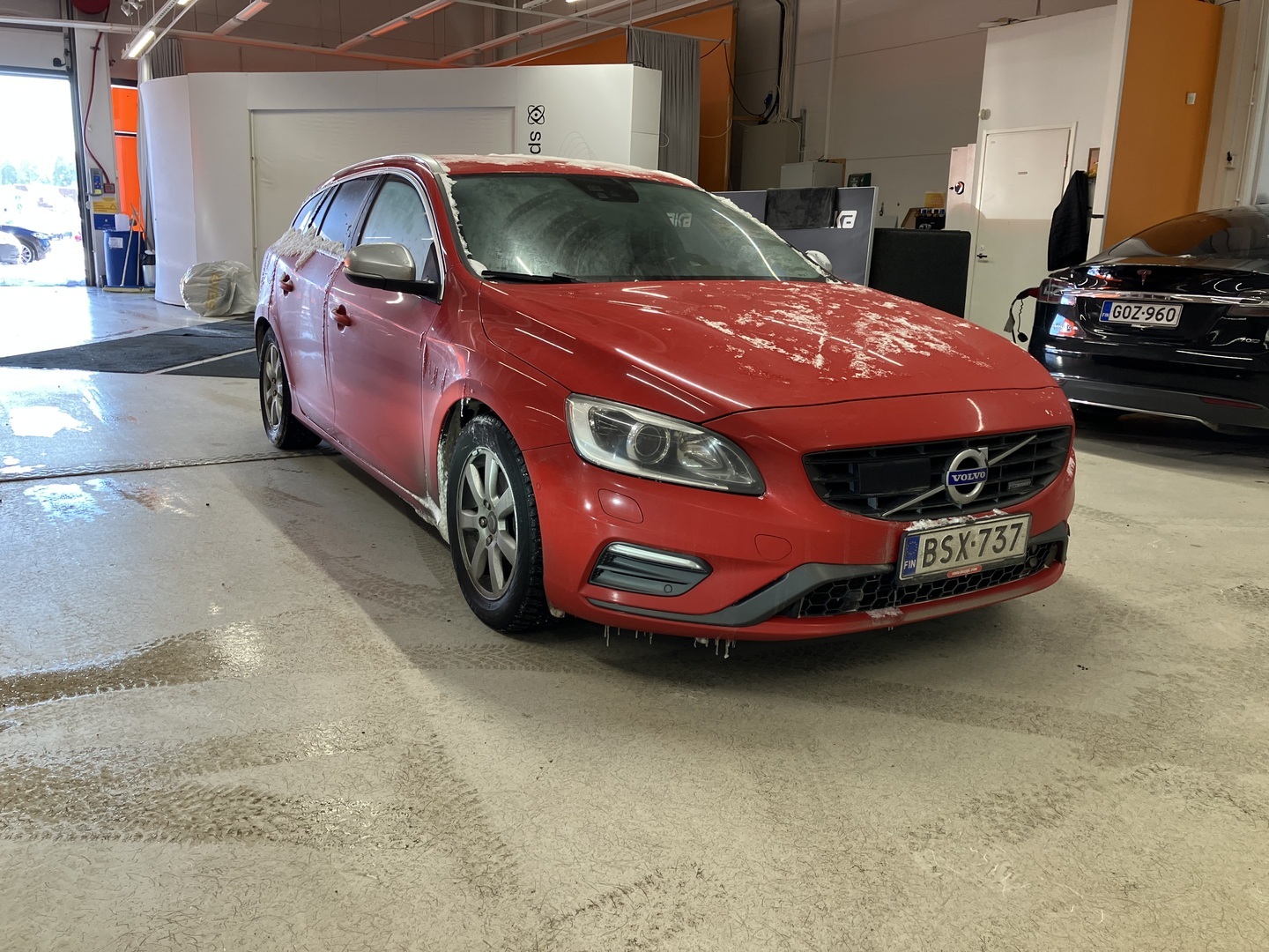 VOLVO V60 2014
