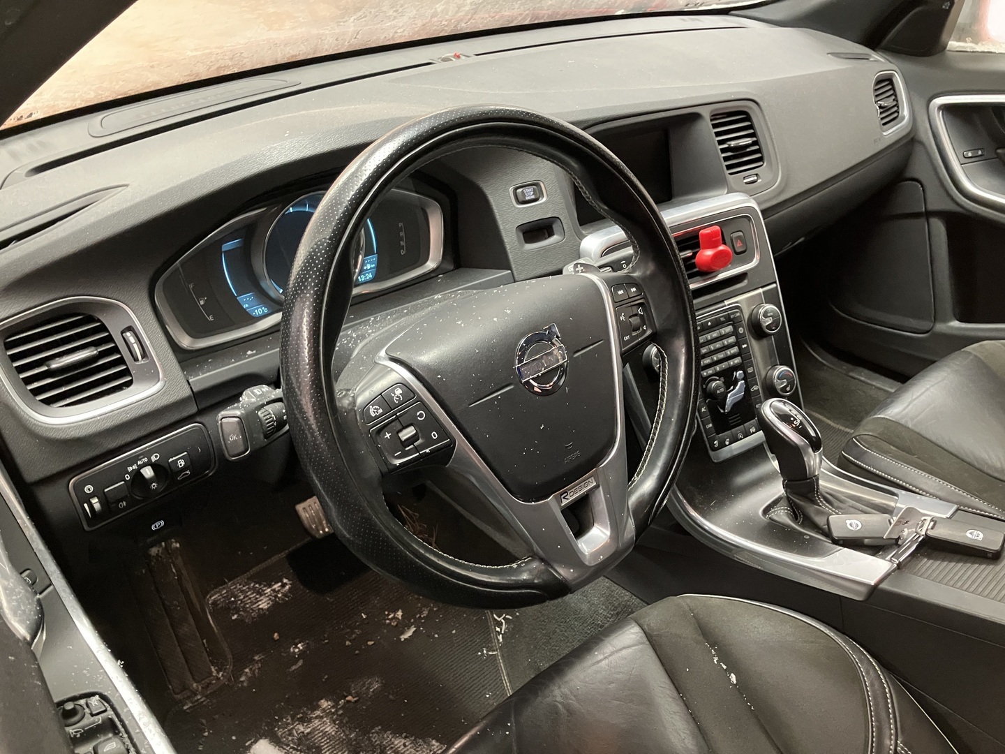 VOLVO V60 2014