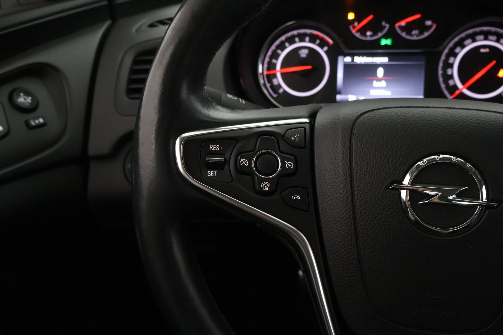 OPEL Insignia 2014