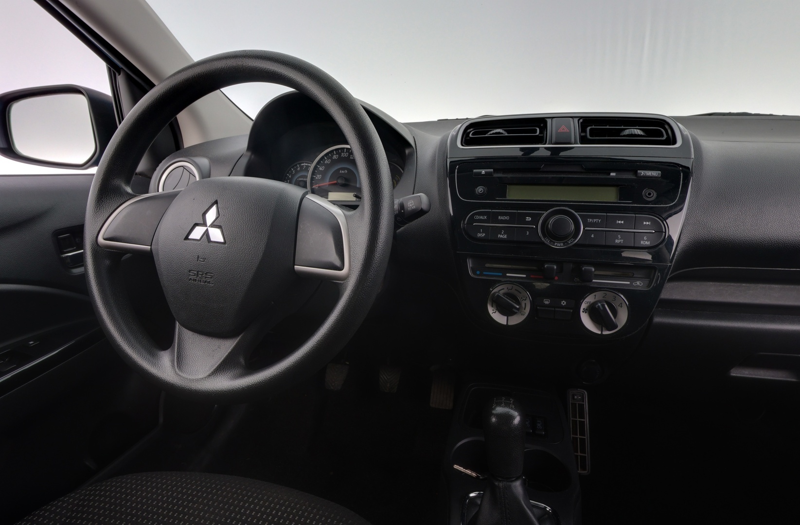 MITSUBISHI Space Star 2015