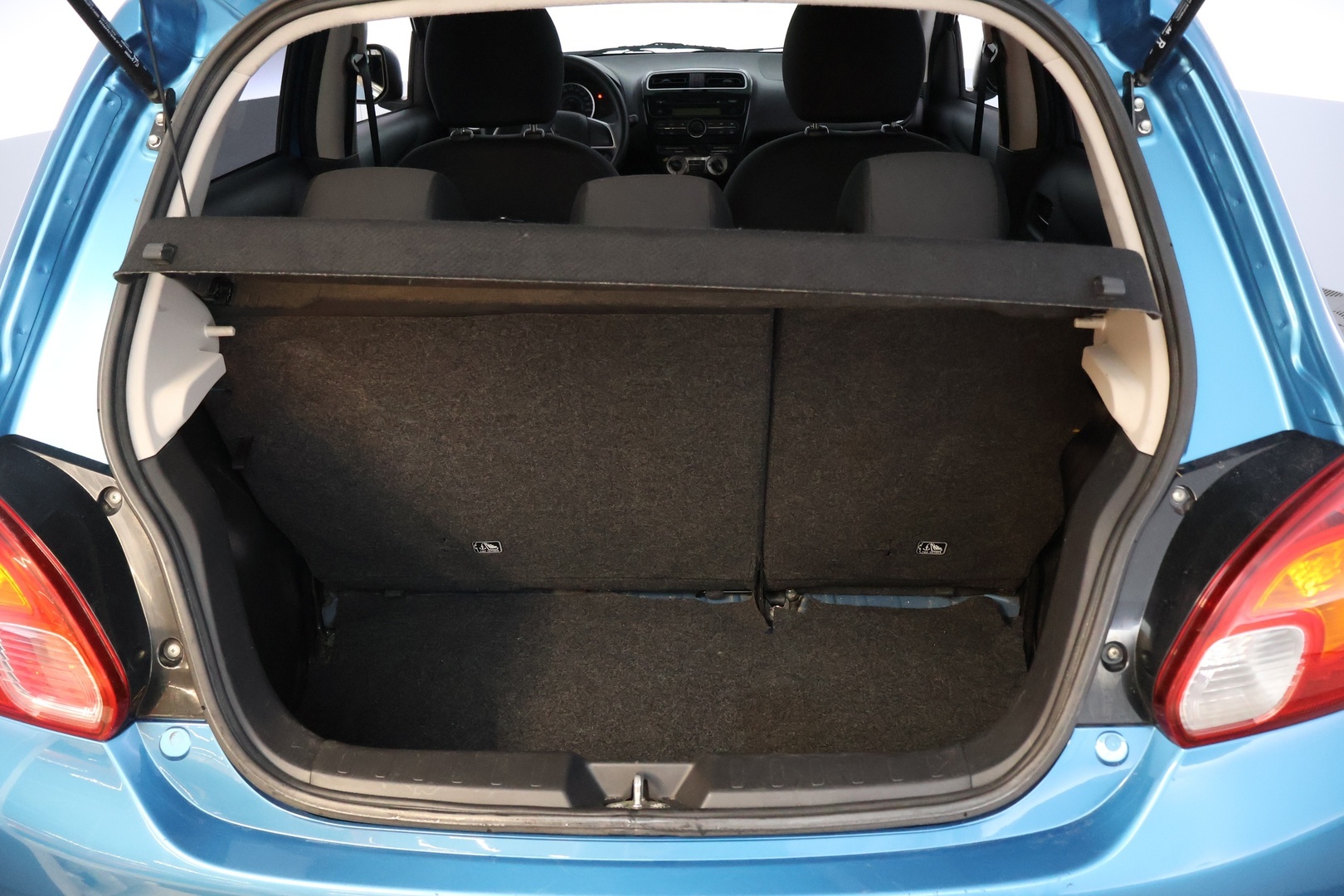 MITSUBISHI Space Star 2015