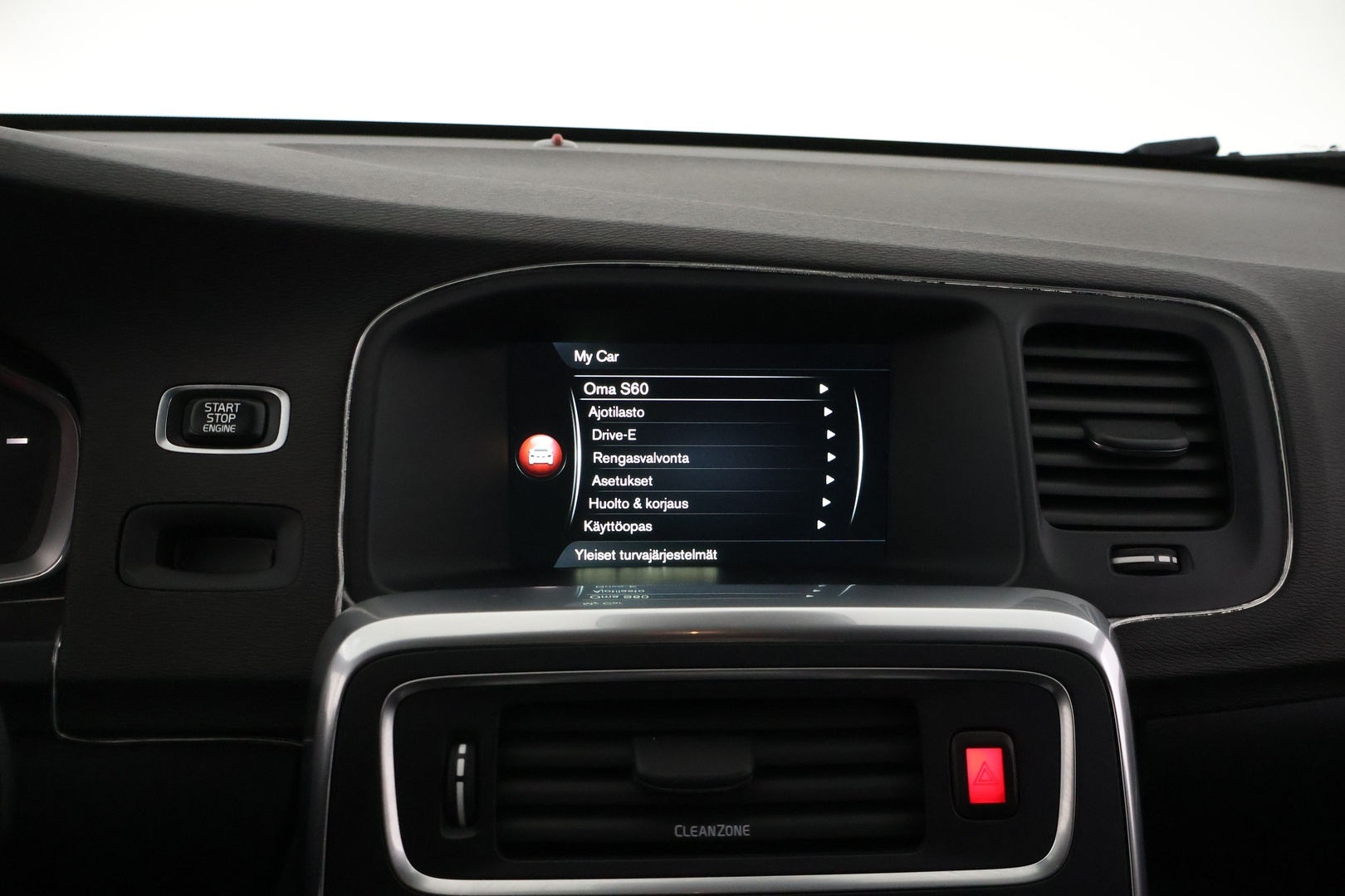 VOLVO S60 Cross Country 2017