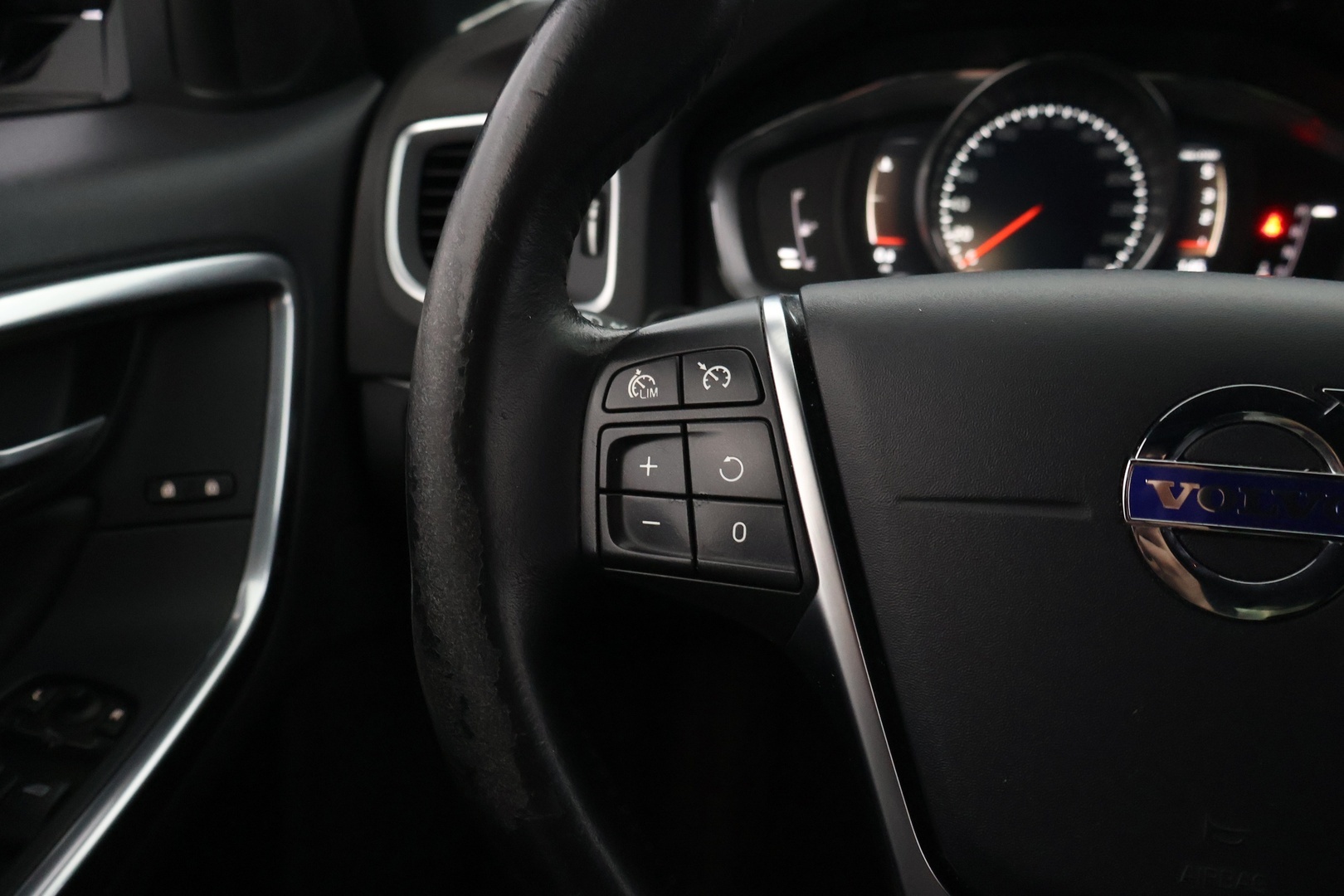 VOLVO S60 Cross Country 2017
