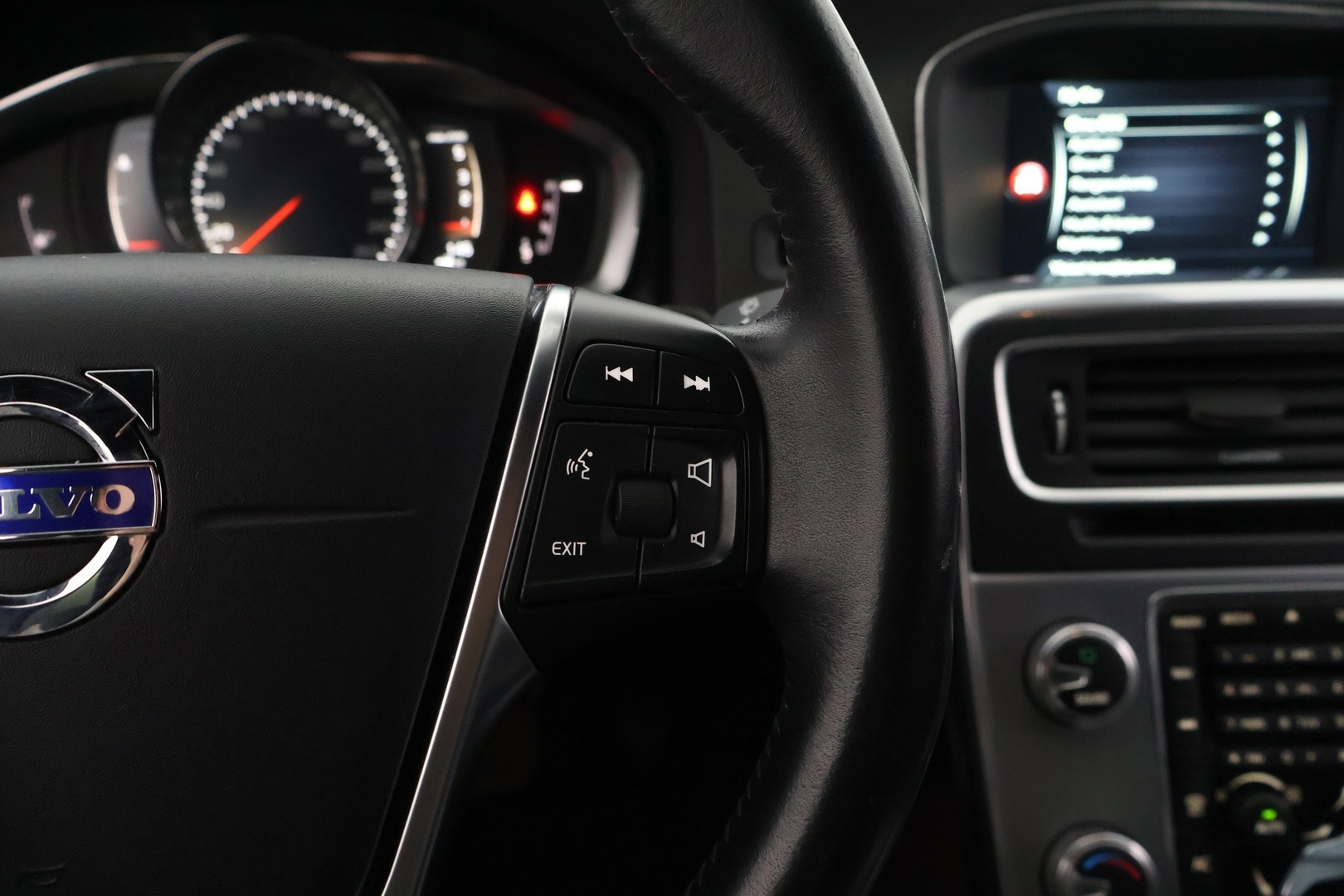 VOLVO S60 Cross Country 2017