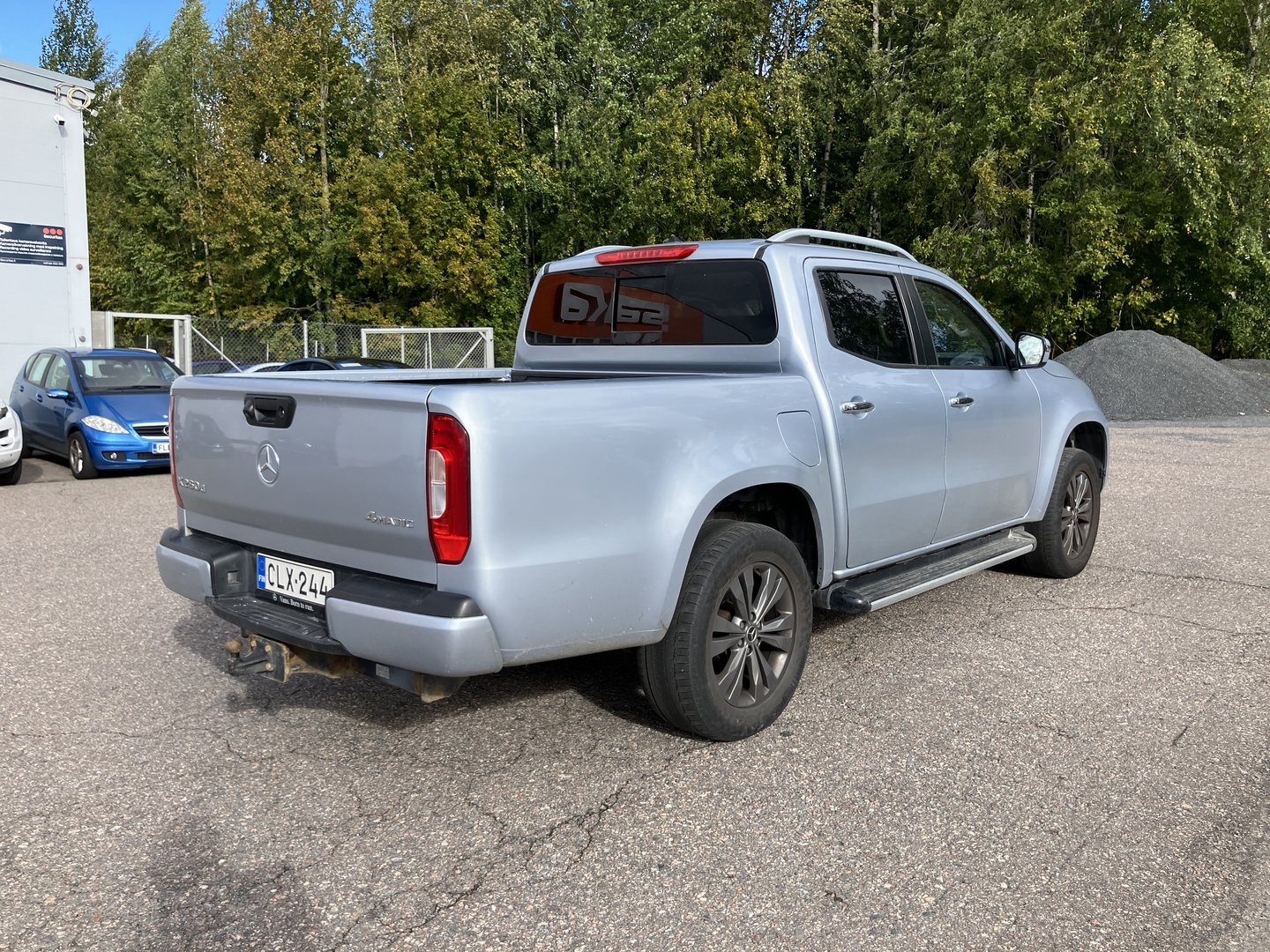 MERCEDES-BENZ X 2019