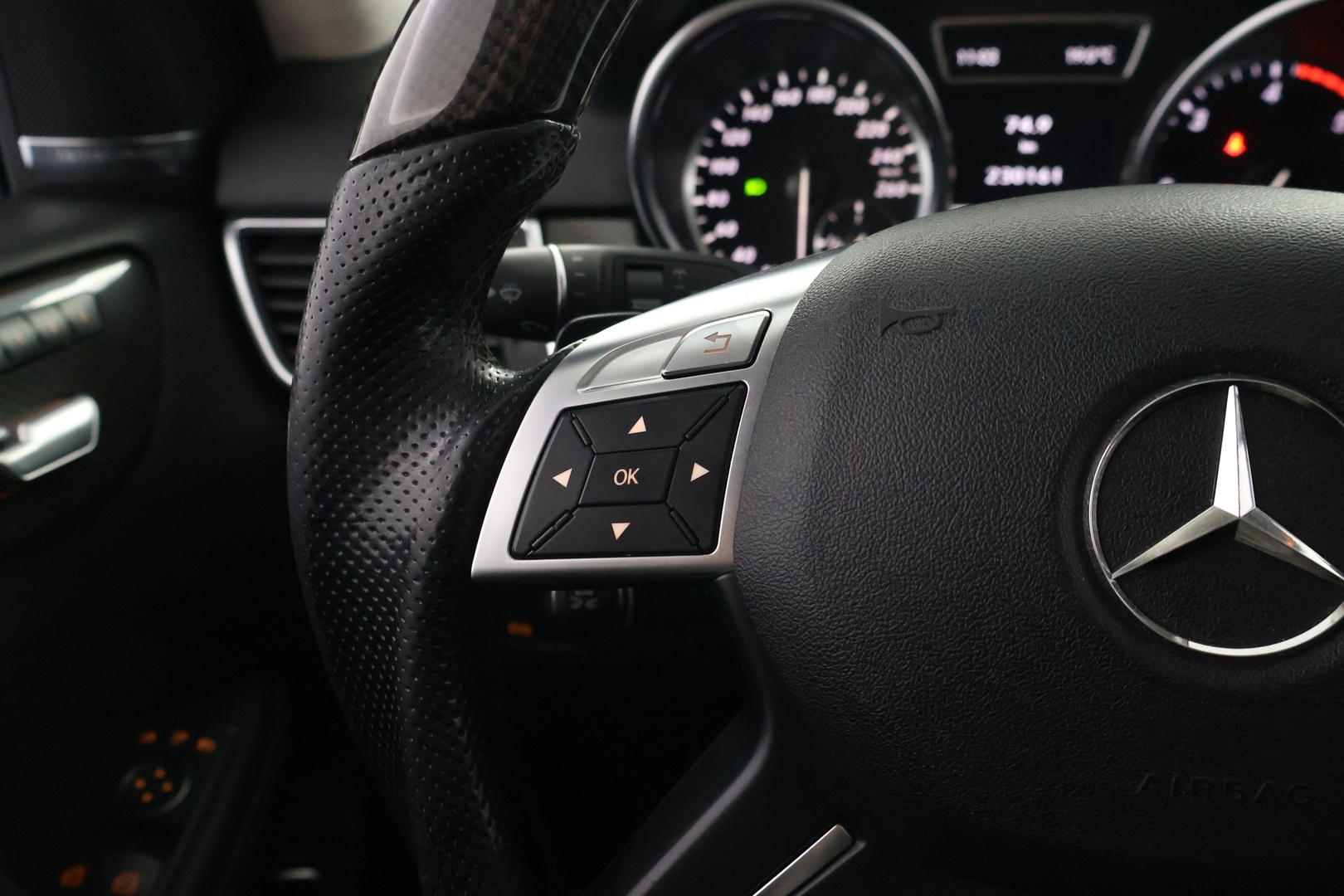 MERCEDES-BENZ ML 2012