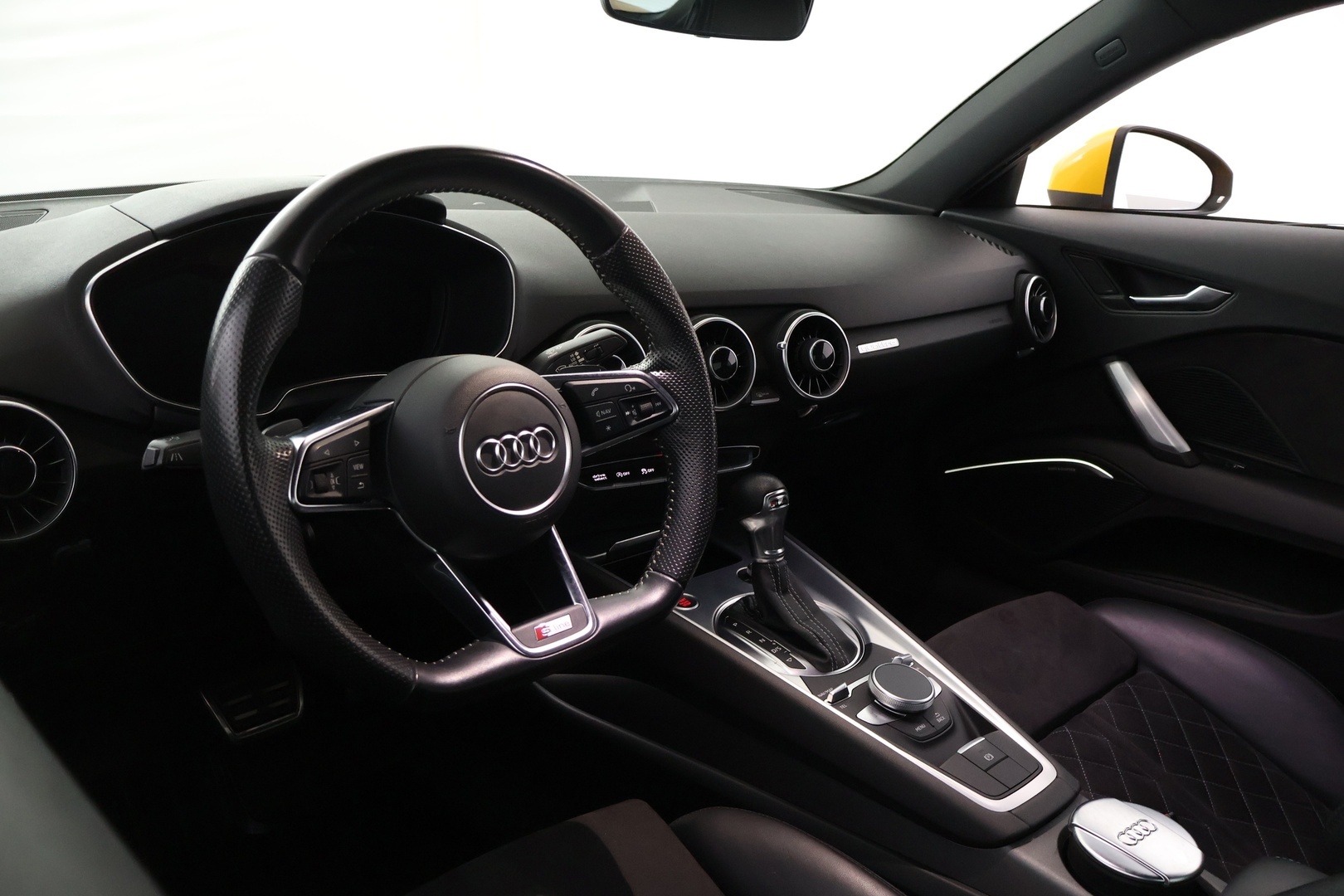 AUDI TT 2015