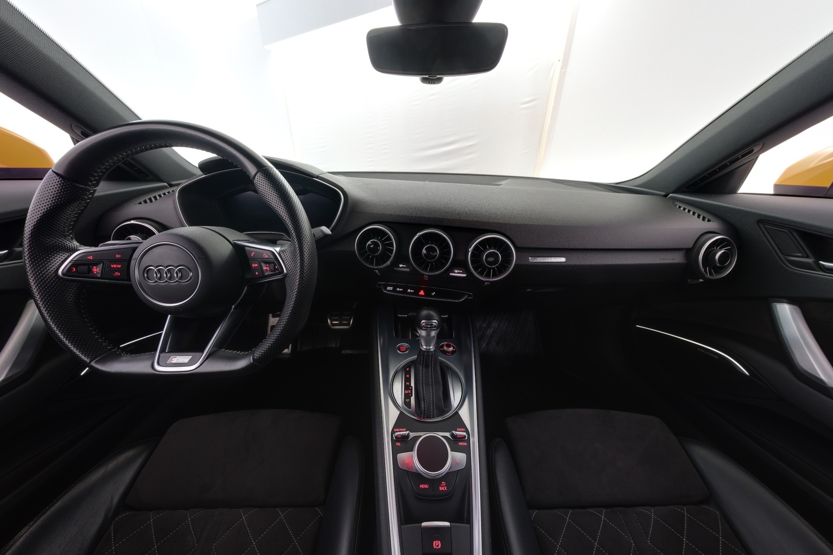 AUDI TT 2015