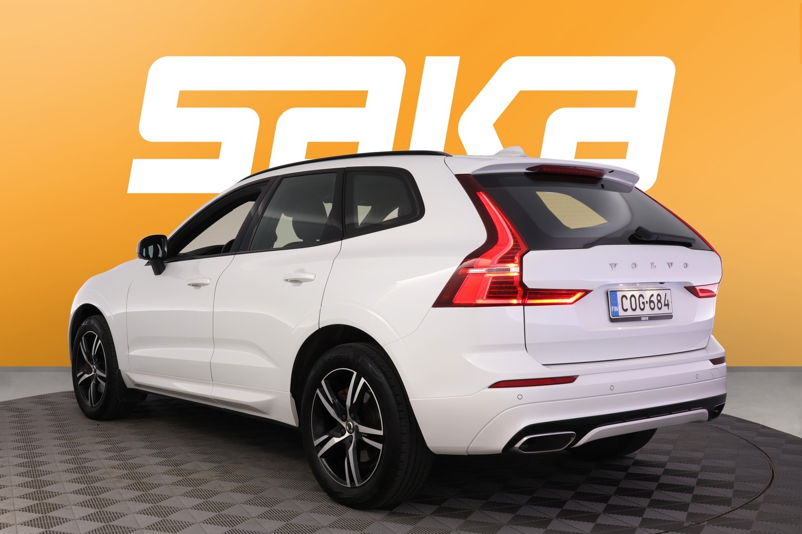 VOLVO XC60 2020