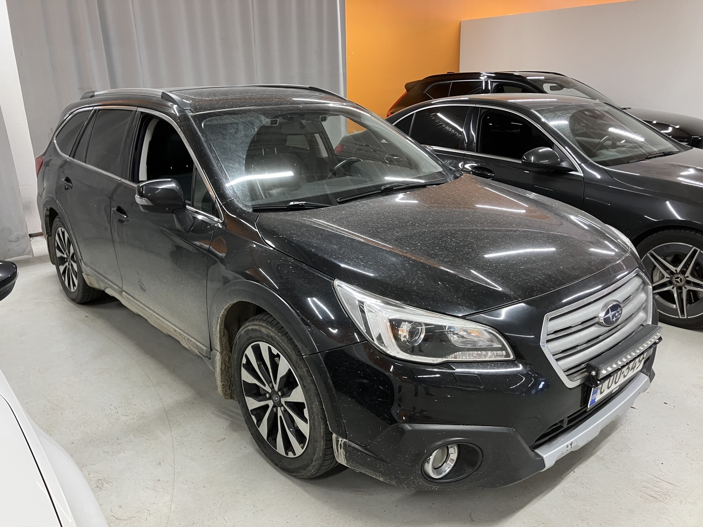 SUBARU OUTBACK 2015
