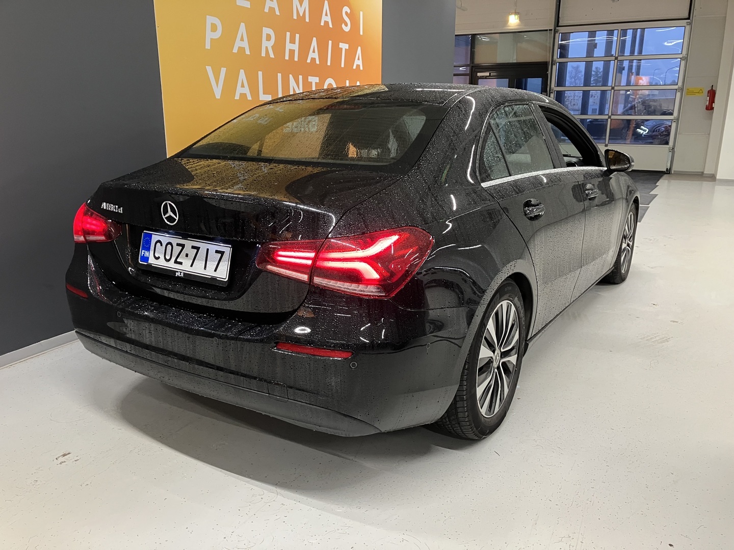 MERCEDES-BENZ A 2021