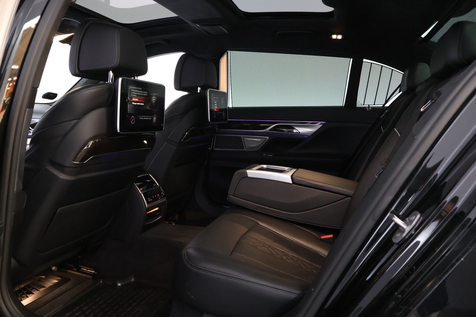BMW 740 2016
