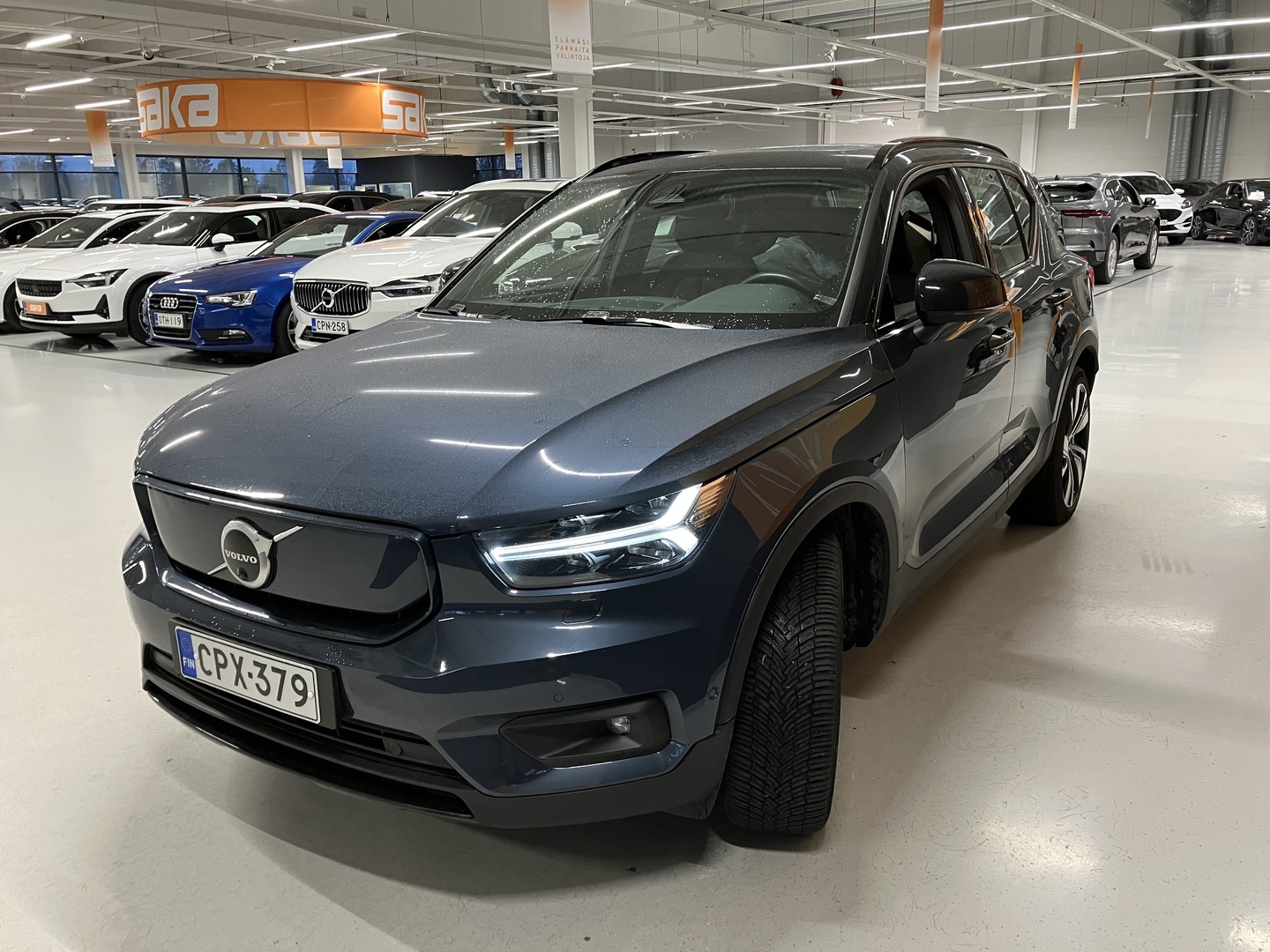 VOLVO XC40 2022