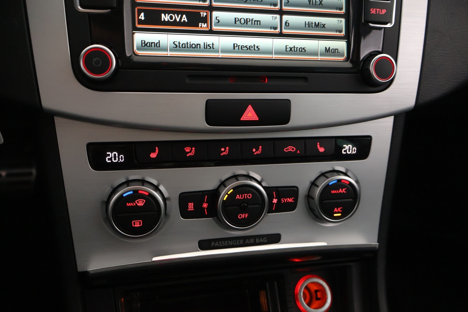 VOLKSWAGEN Passat 2013