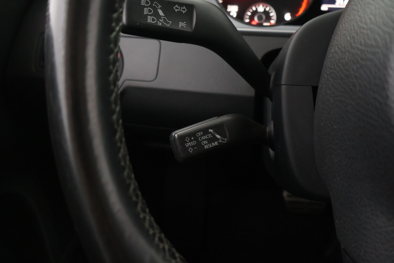 VOLKSWAGEN Passat 2013