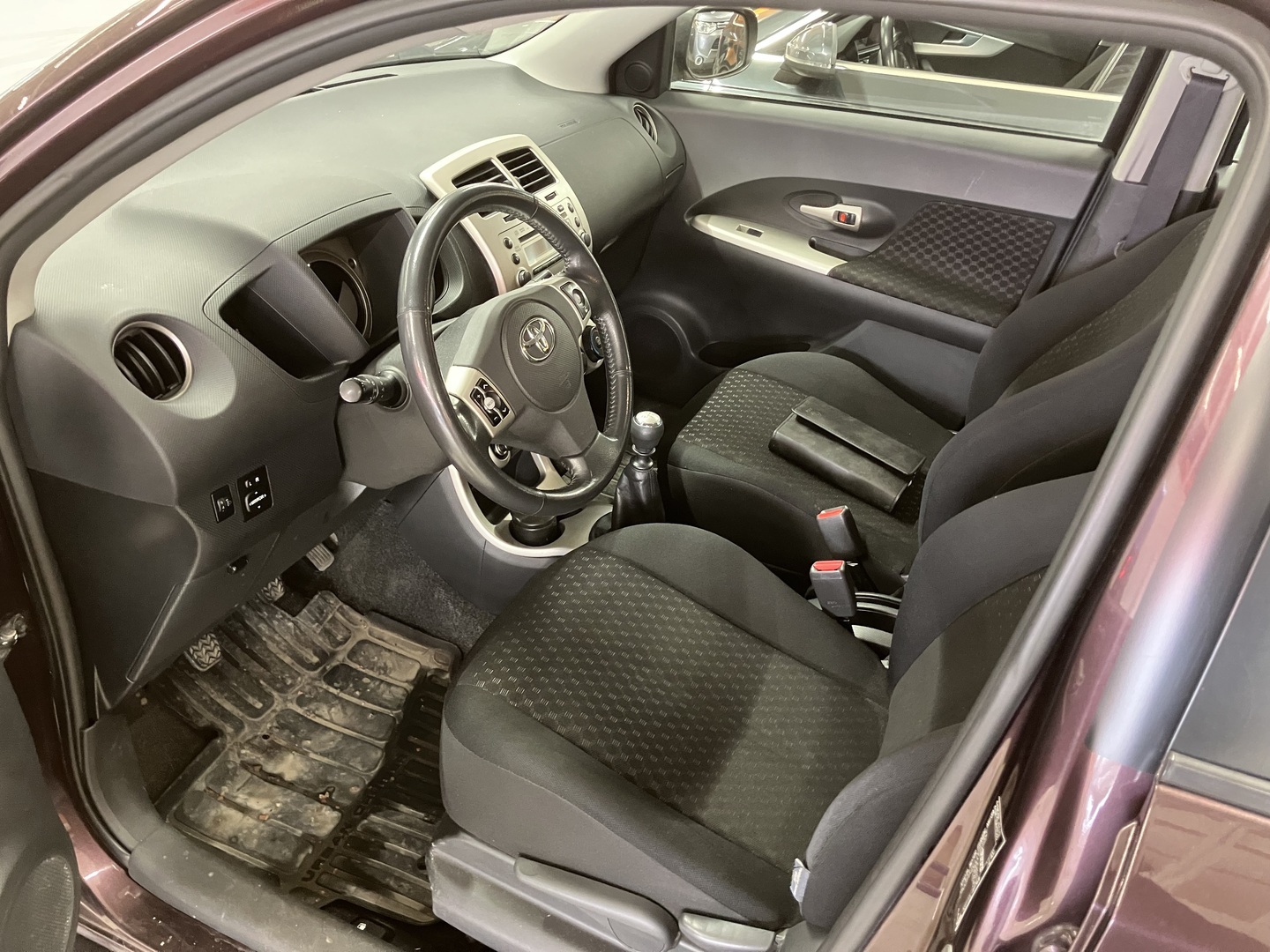 TOYOTA Urban Cruiser 2009