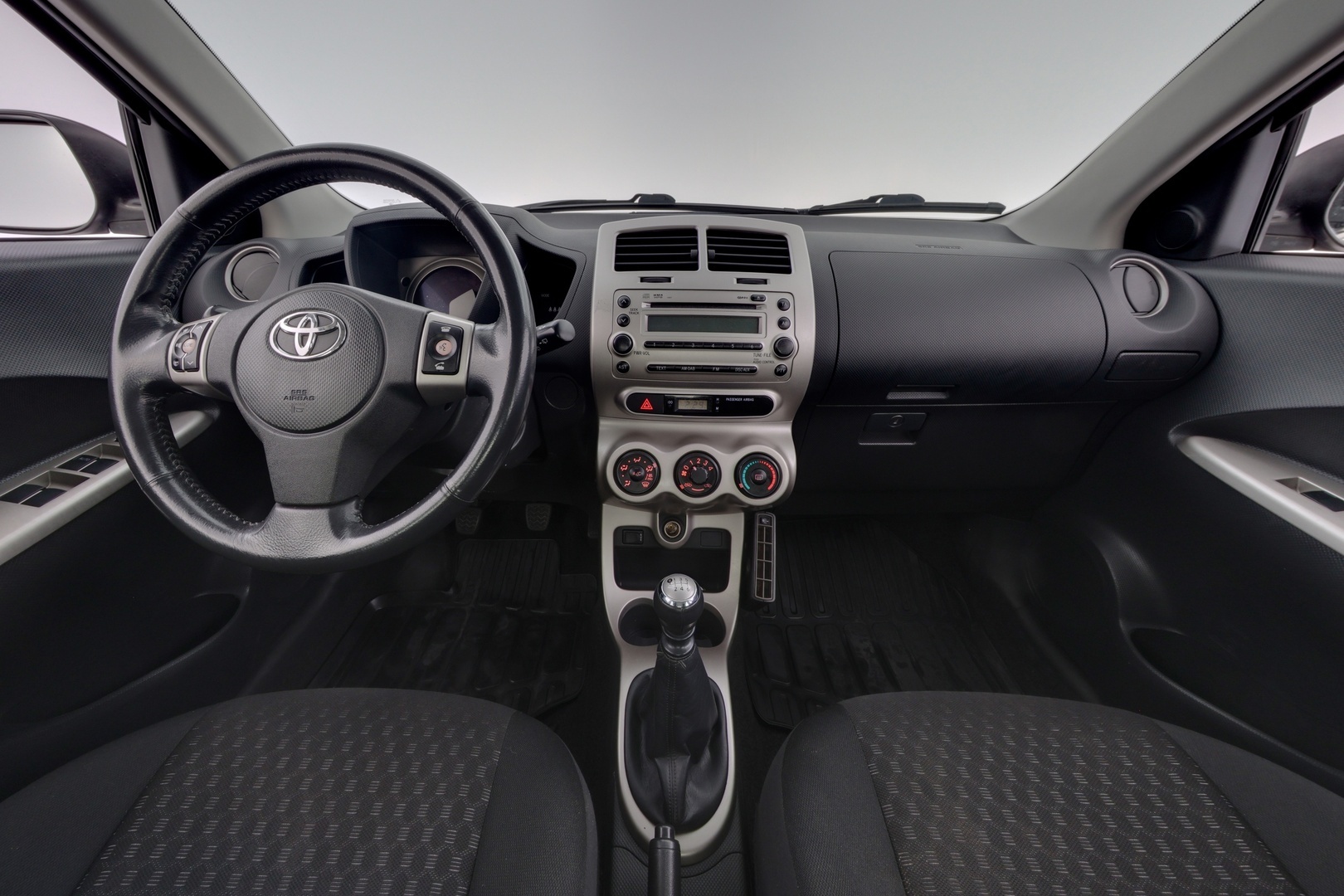 TOYOTA Urban Cruiser 2009