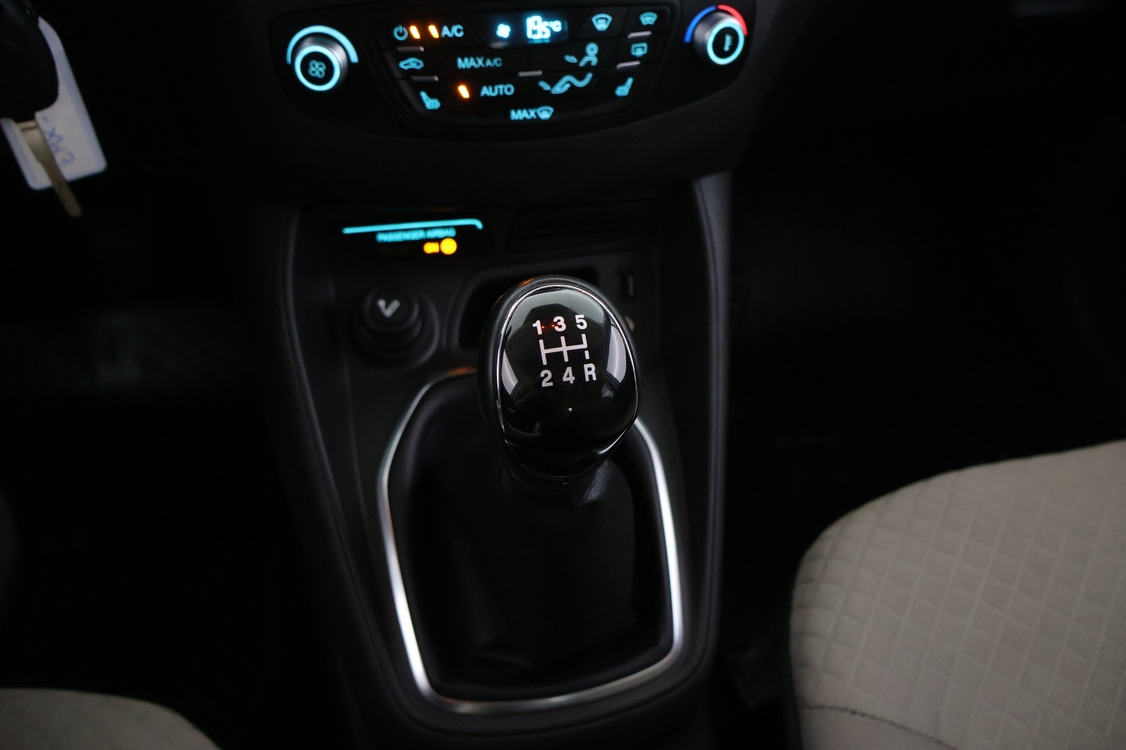 FORD Tourneo Courier 2014