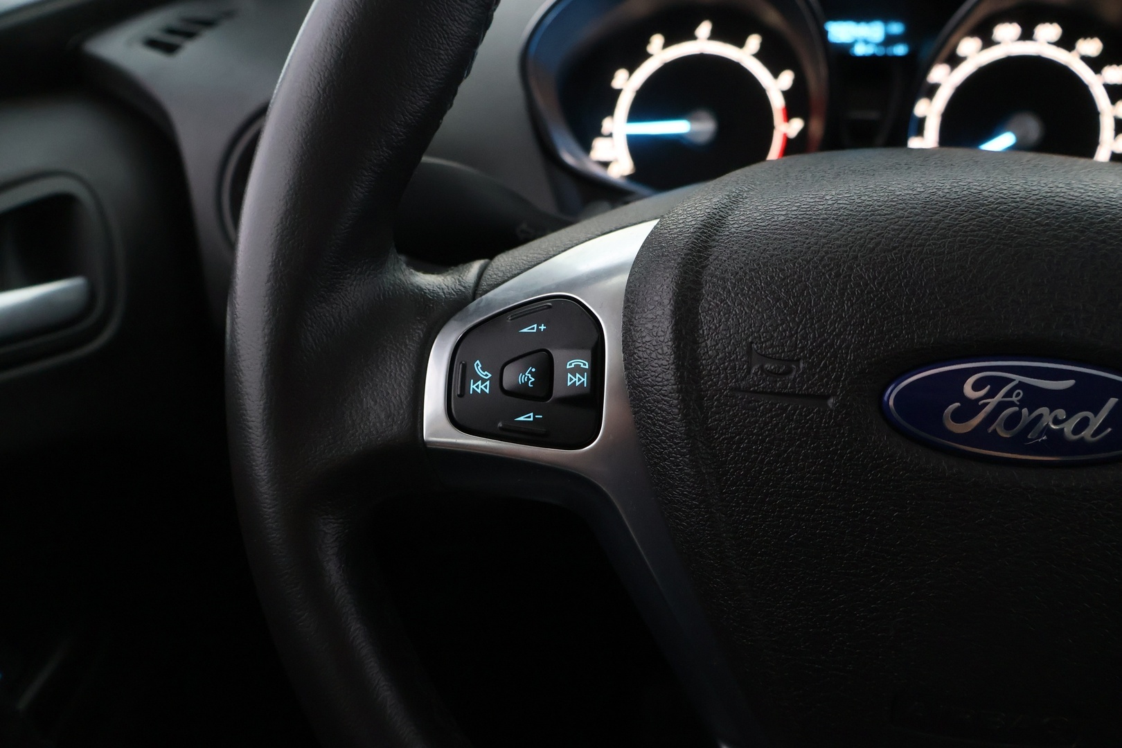 FORD Tourneo Courier 2014