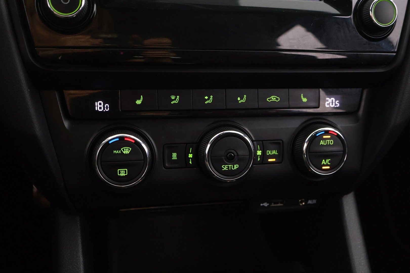 SKODA Octavia 2015