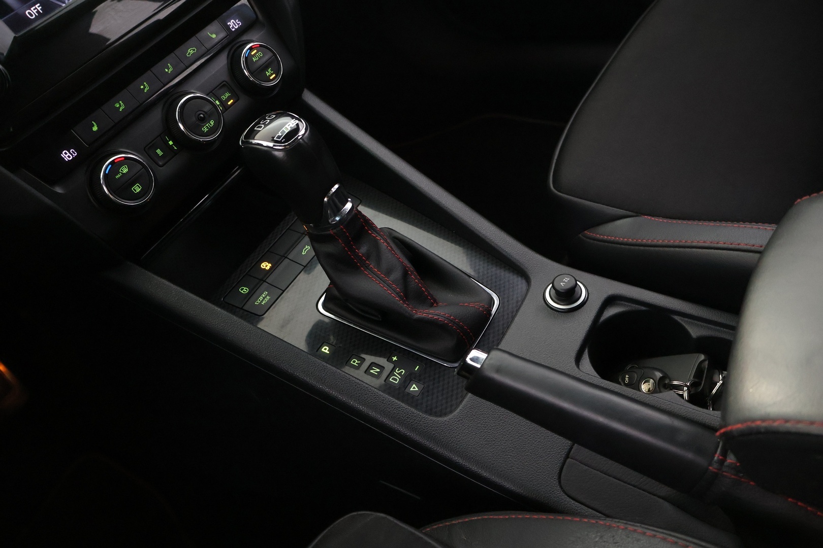 SKODA Octavia 2015