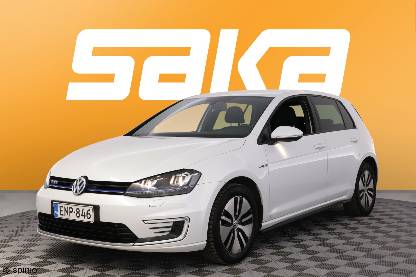 VOLKSWAGEN Golf 2015