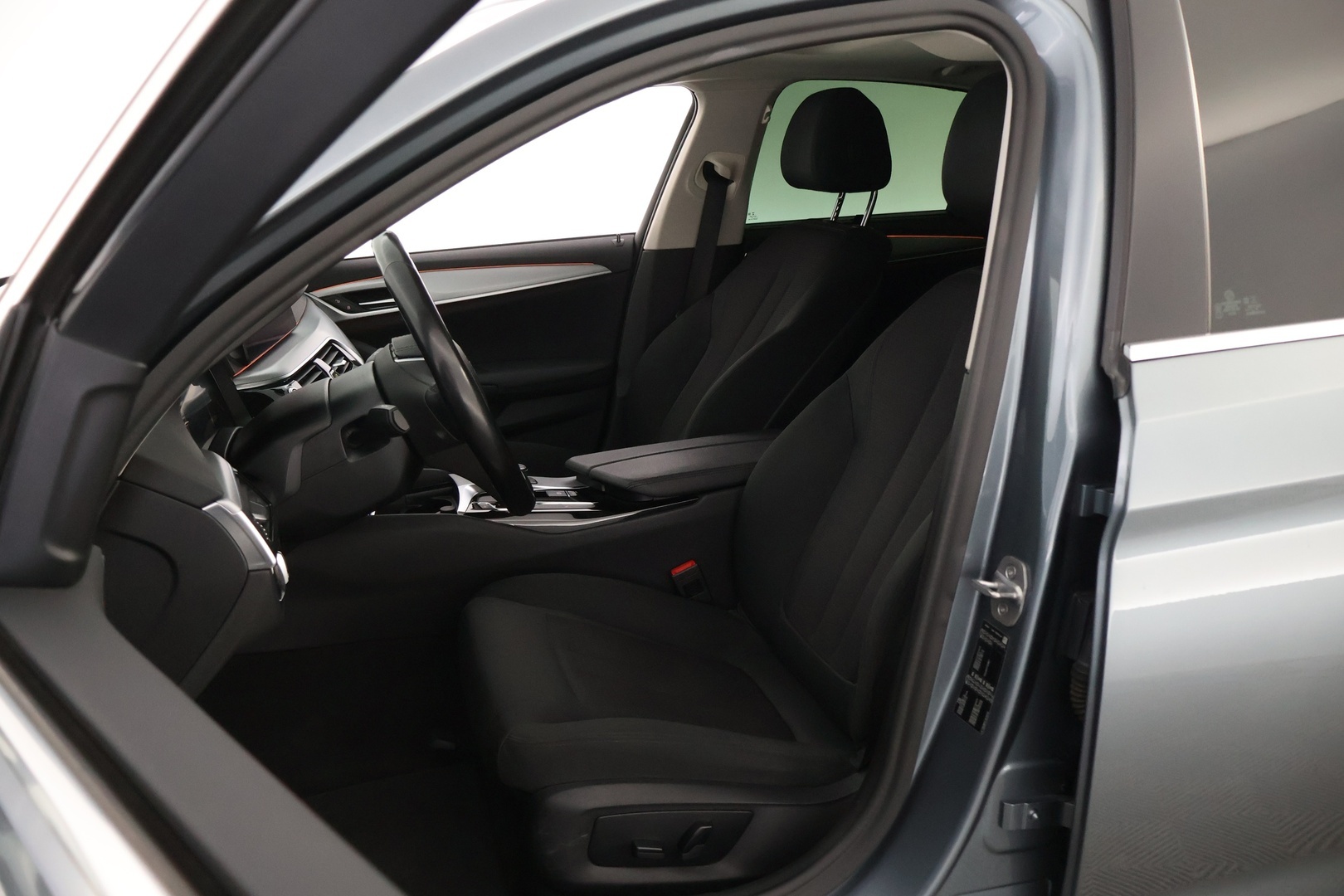 BMW 520 2019