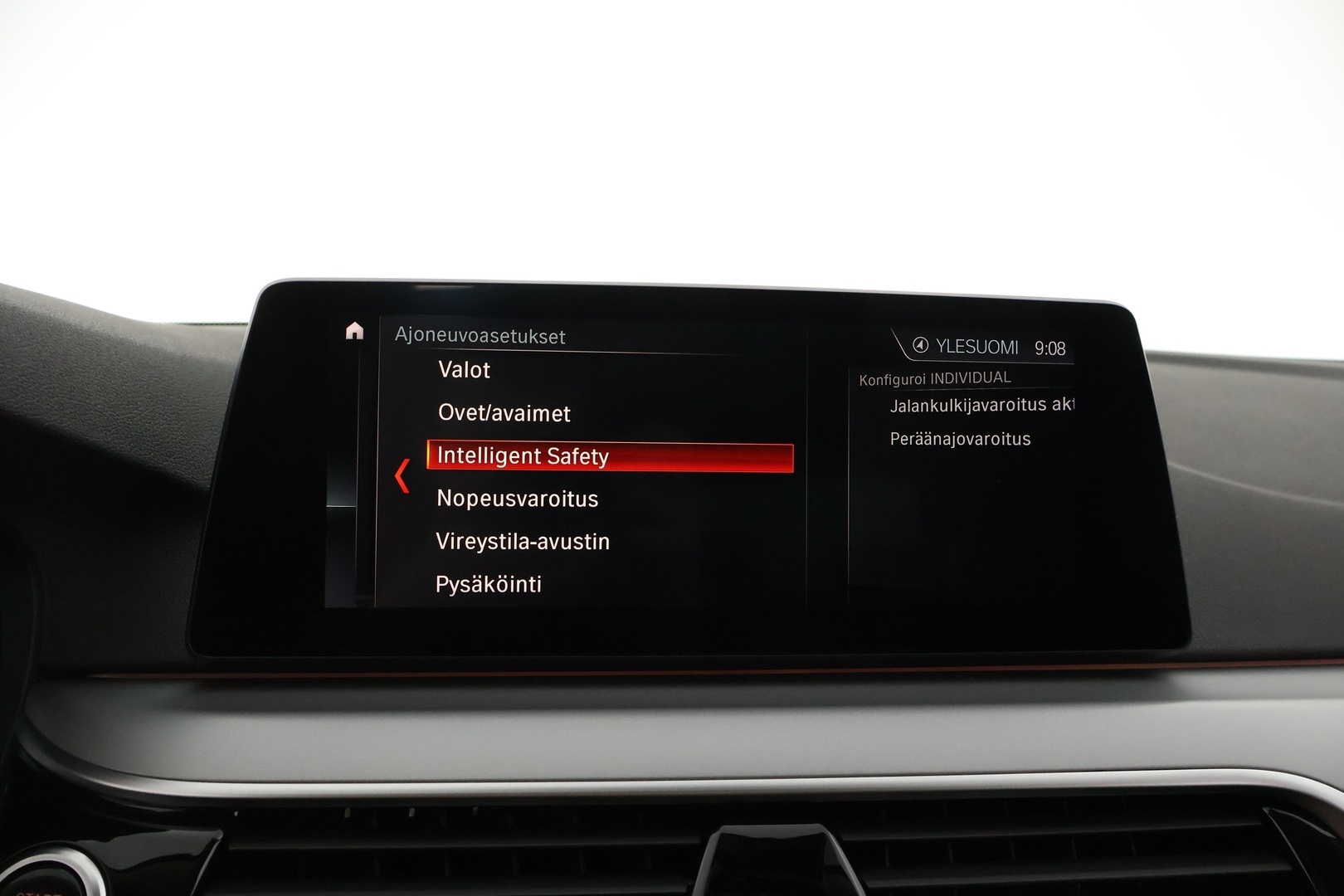 BMW 520 2019