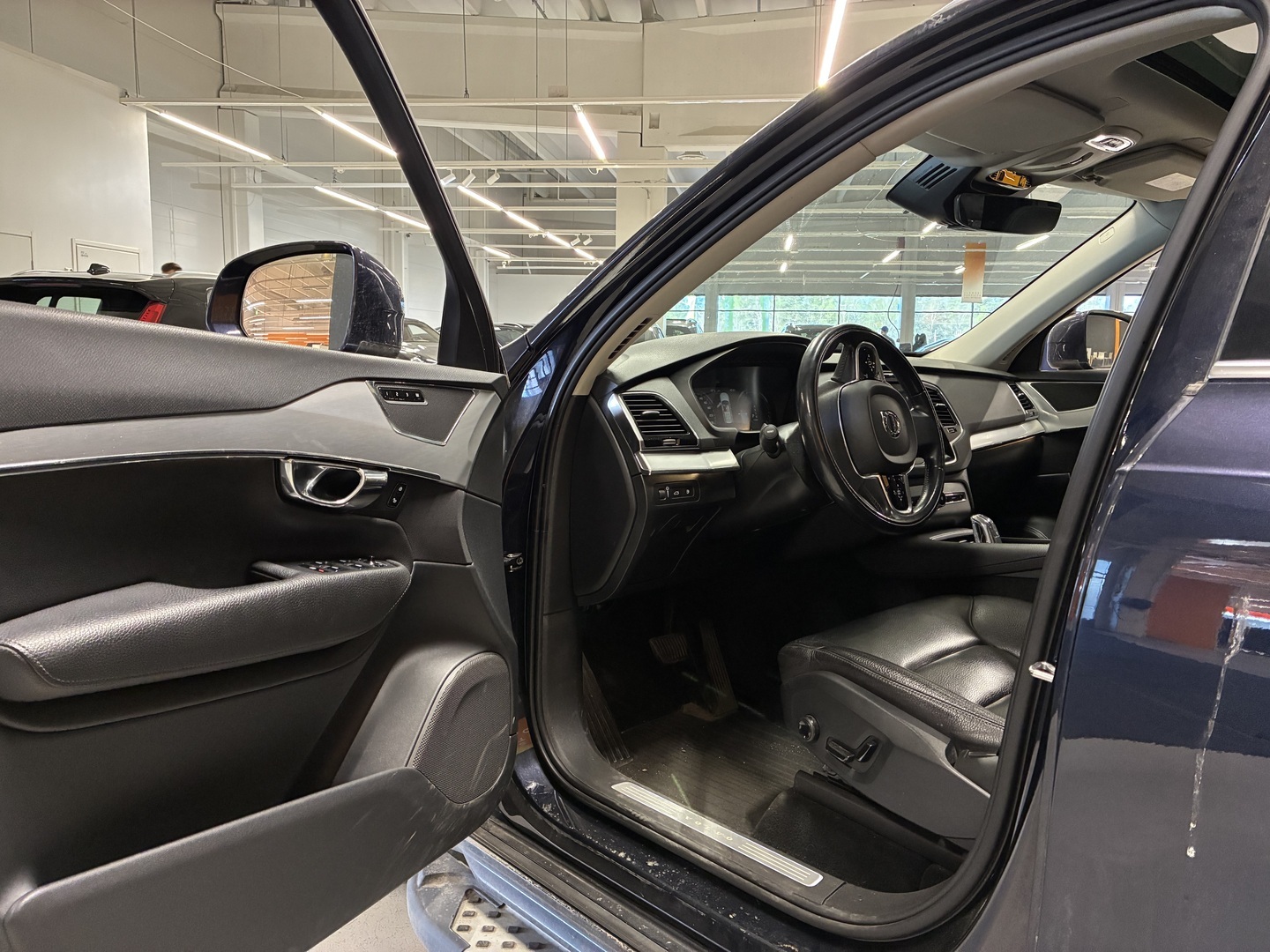 VOLVO XC90 2017