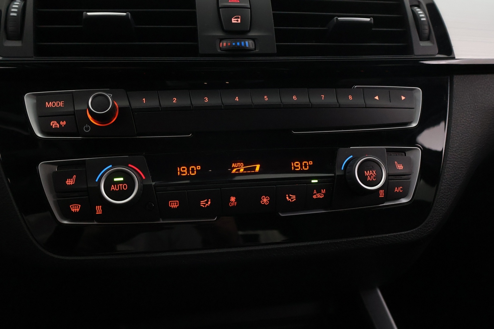 BMW 118 2018