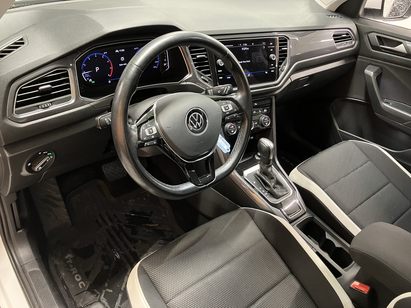 VOLKSWAGEN T-Roc 2021