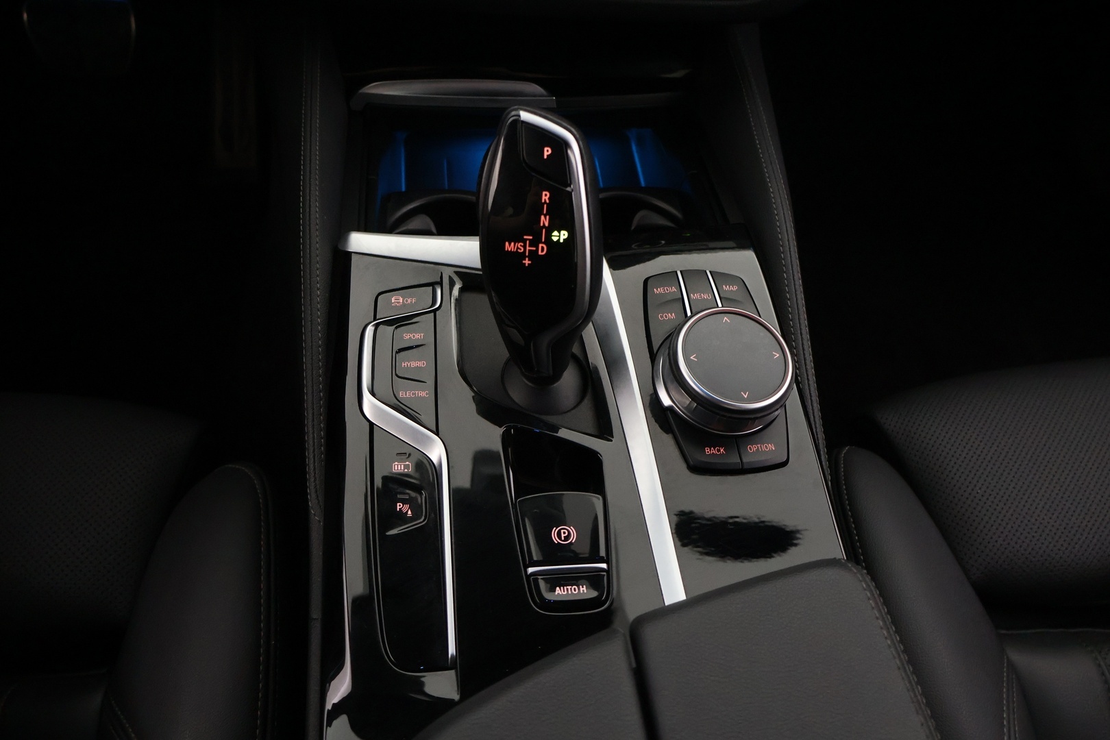 BMW 545 2022